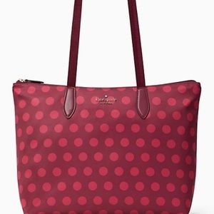 NWT Mel Packable tote w/wristlet